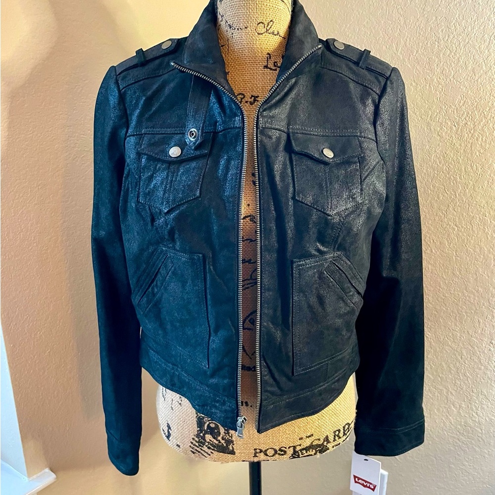 LEVI’S : Genuine Leather Biker Jacket